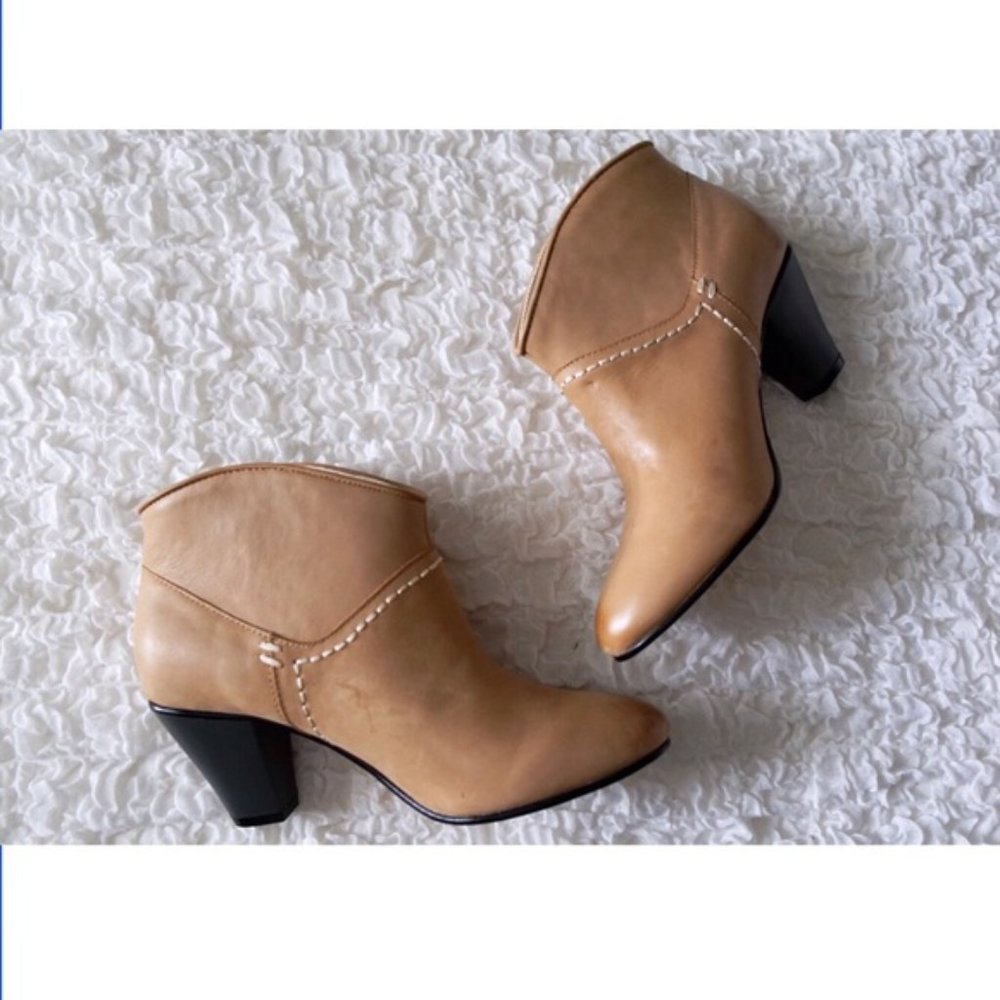 MAJE Olivette’s Camel Leather Ankle Tan Boots - Picture 5 of 9